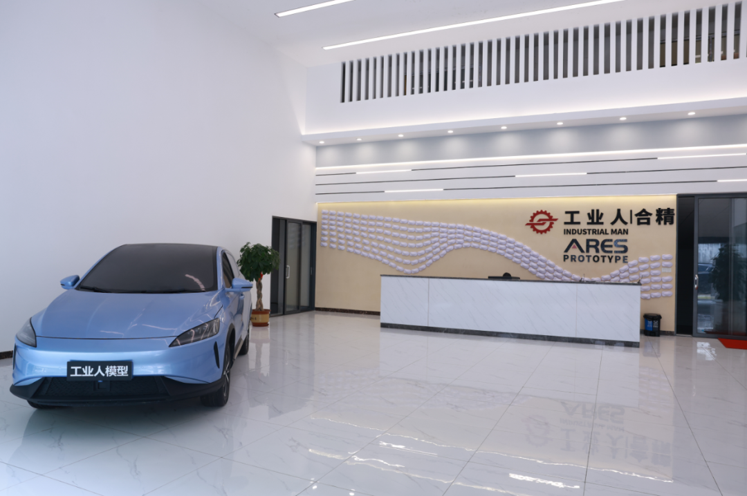 展車(chē)模型之美：微縮世界中的汽車(chē)奇跡(圖7)
